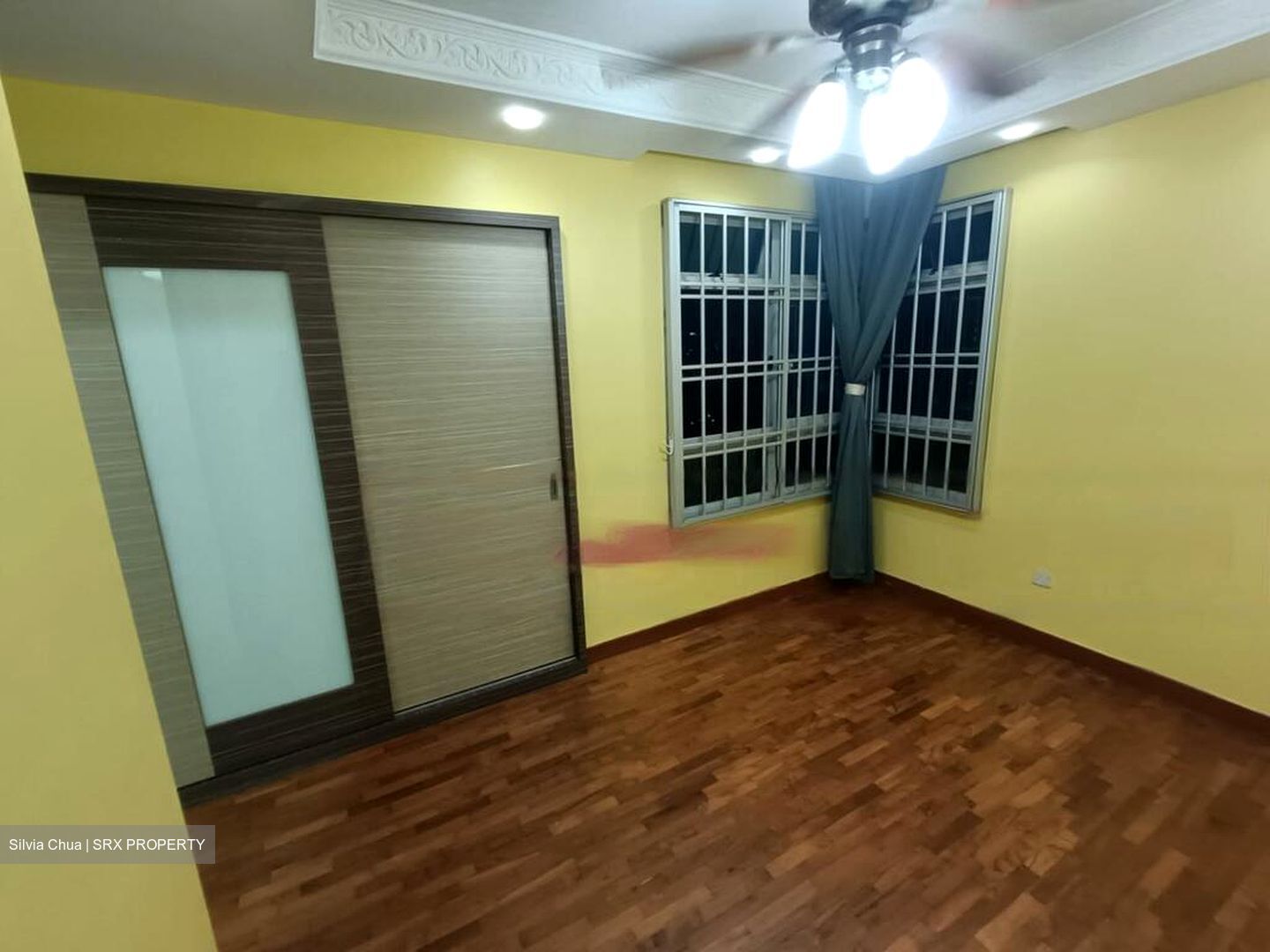 Sengkang Central (Sengkang), HDB 5 Rooms #484299771